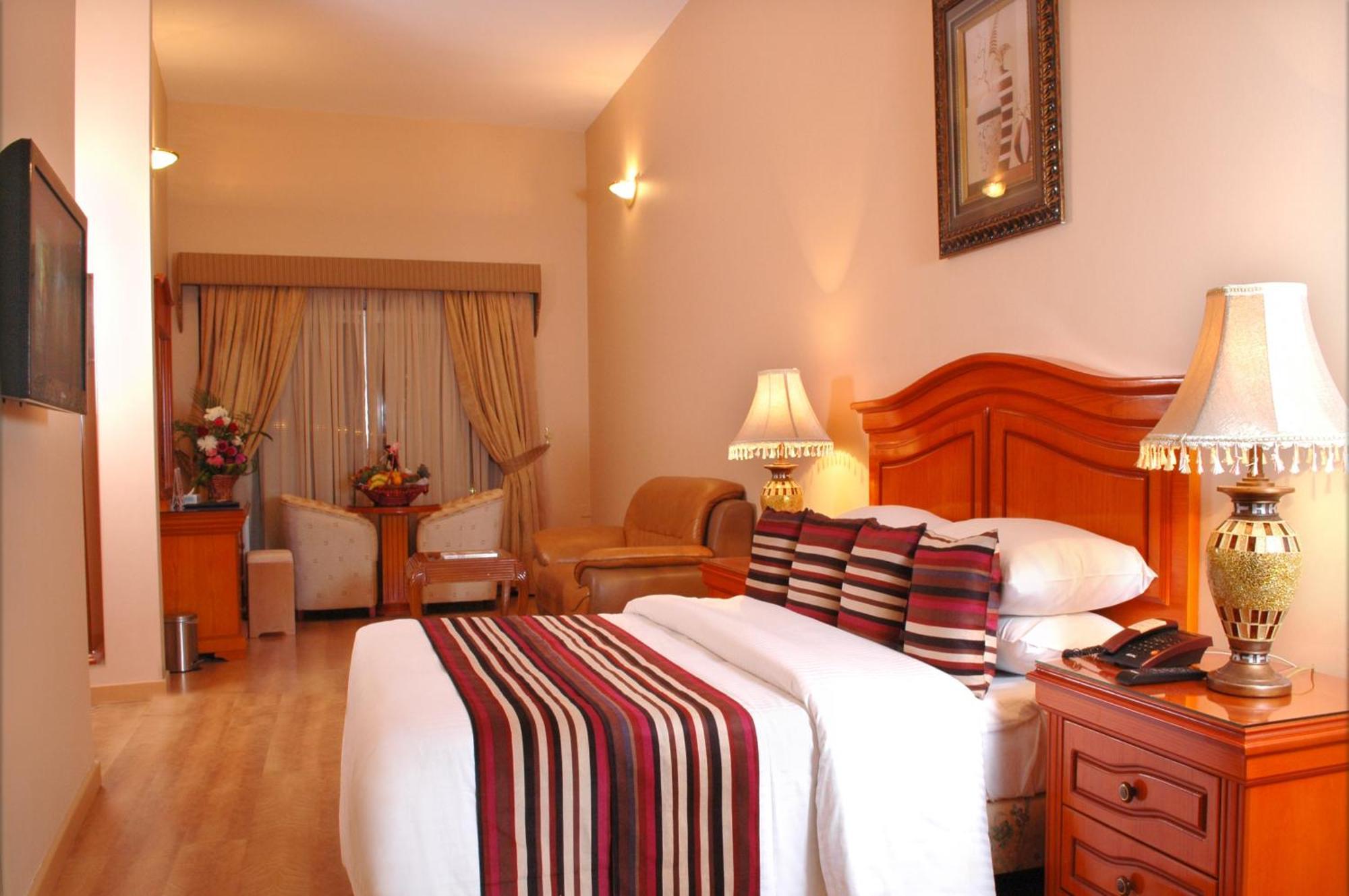 Gulf Gate Hotel Манама Екстериор снимка