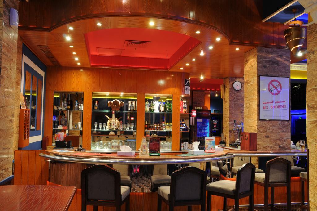 Gulf Gate Hotel Манама Екстериор снимка