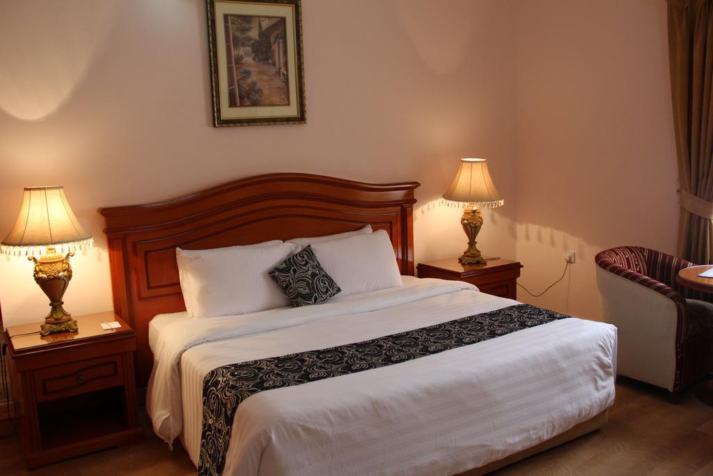 Gulf Gate Hotel Манама Екстериор снимка