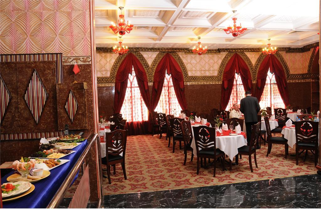 Gulf Gate Hotel Манама Екстериор снимка