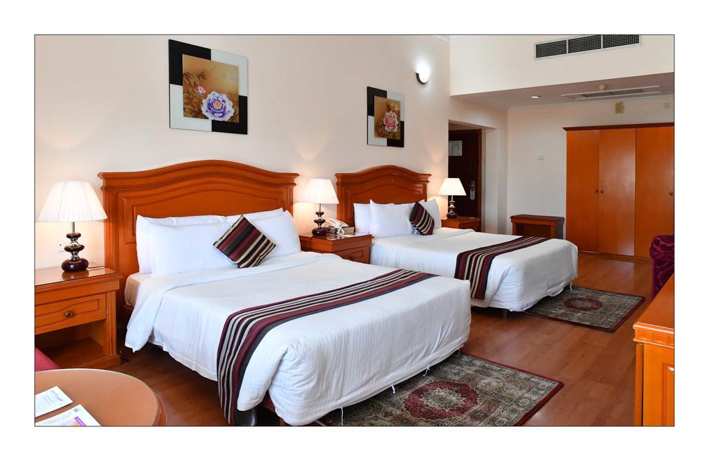 Gulf Gate Hotel Манама Екстериор снимка