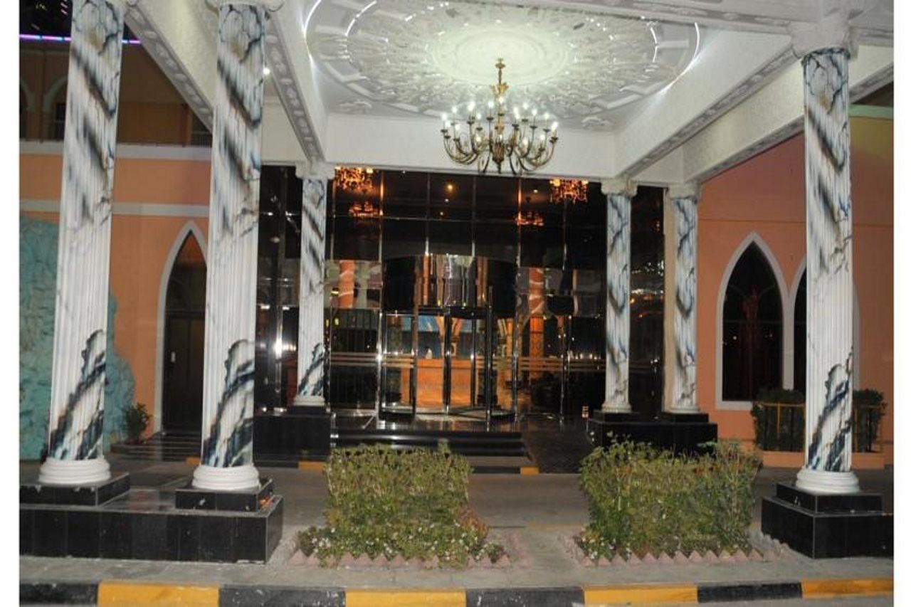 Gulf Gate Hotel Манама Екстериор снимка